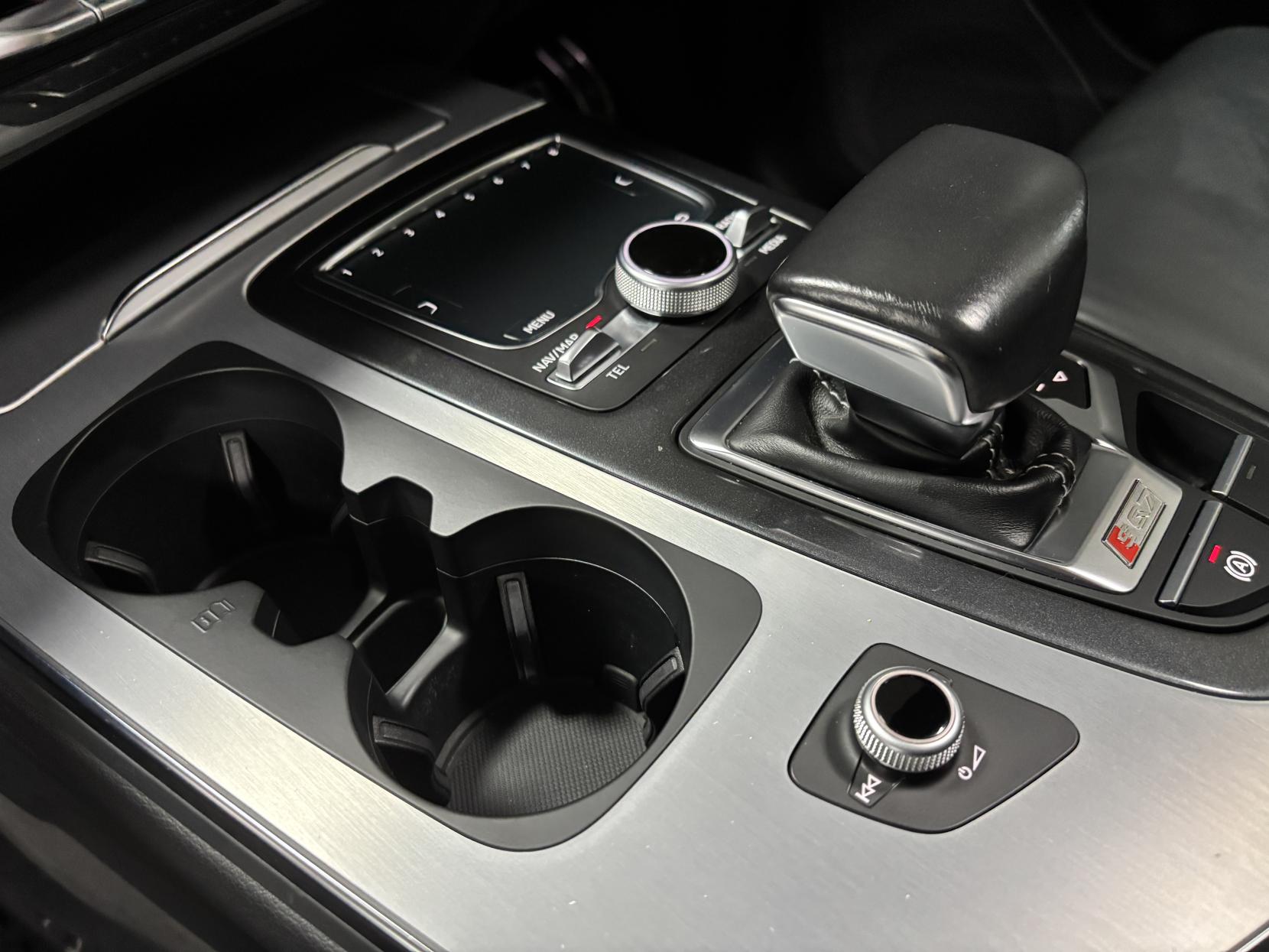 Audi SQ7 4.0 TDI V8 SUV 5dr Diesel Tiptronic quattro Euro 6 (s/s) (435 ps)