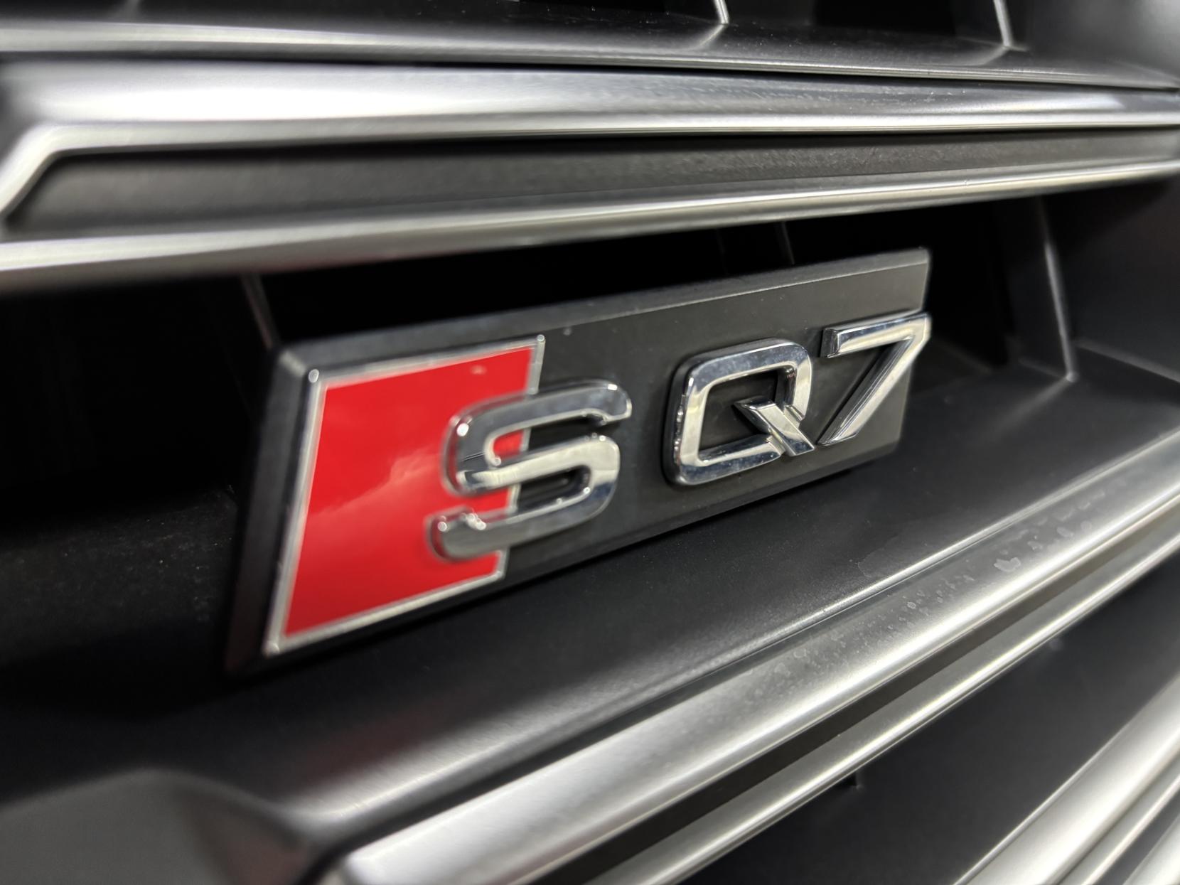 Audi SQ7 4.0 TDI V8 SUV 5dr Diesel Tiptronic quattro Euro 6 (s/s) (435 ps)