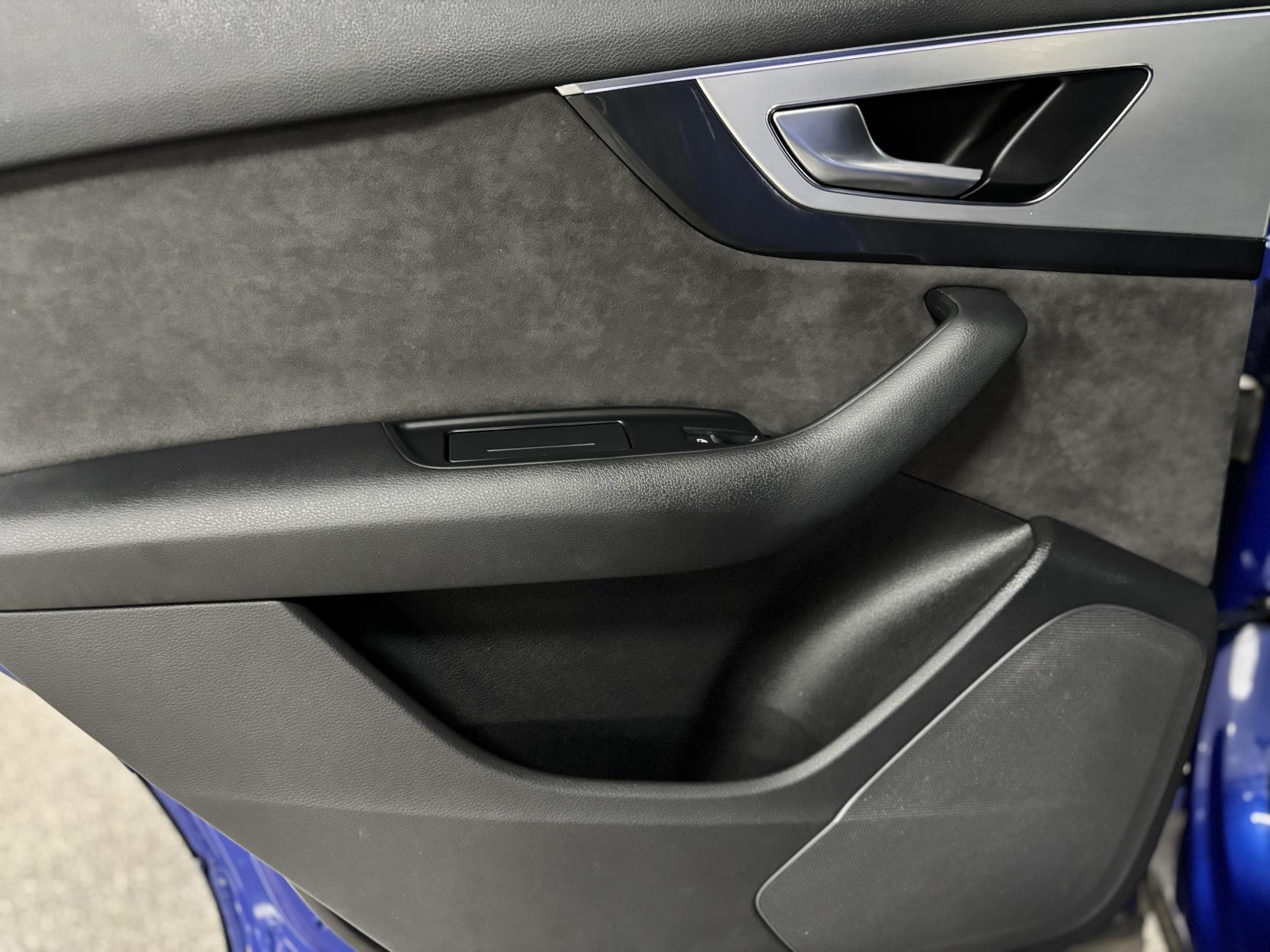 Audi SQ7 4.0 TDI V8 SUV 5dr Diesel Tiptronic quattro Euro 6 (s/s) (435 ps)