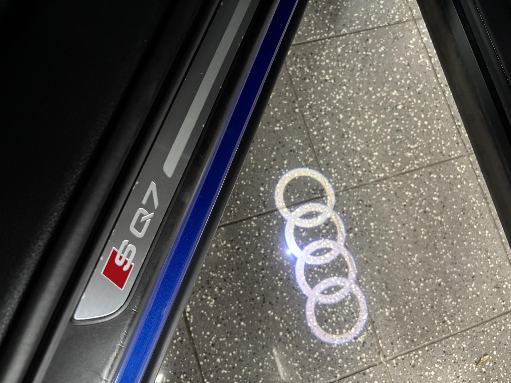 Audi SQ7 4.0 TDI V8 SUV 5dr Diesel Tiptronic quattro Euro 6 (s/s) (435 ps)