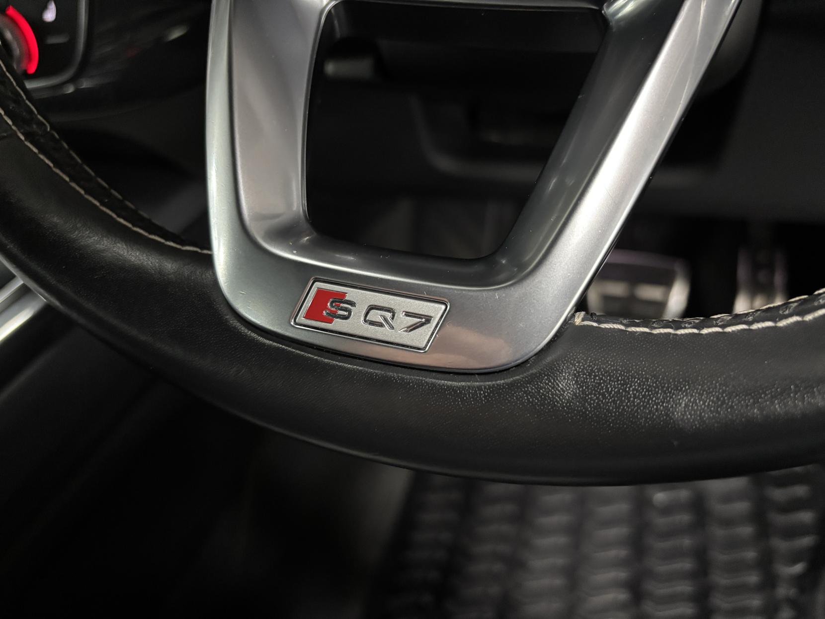 Audi SQ7 4.0 TDI V8 SUV 5dr Diesel Tiptronic quattro Euro 6 (s/s) (435 ps)