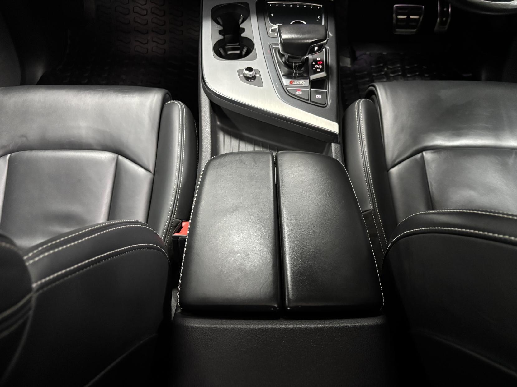 Audi SQ7 4.0 TDI V8 SUV 5dr Diesel Tiptronic quattro Euro 6 (s/s) (435 ps)