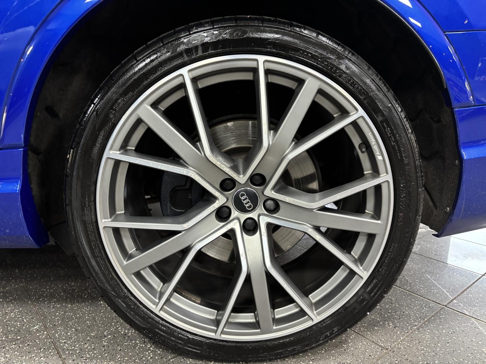 Audi SQ7 4.0 TDI V8 SUV 5dr Diesel Tiptronic quattro Euro 6 (s/s) (435 ps)