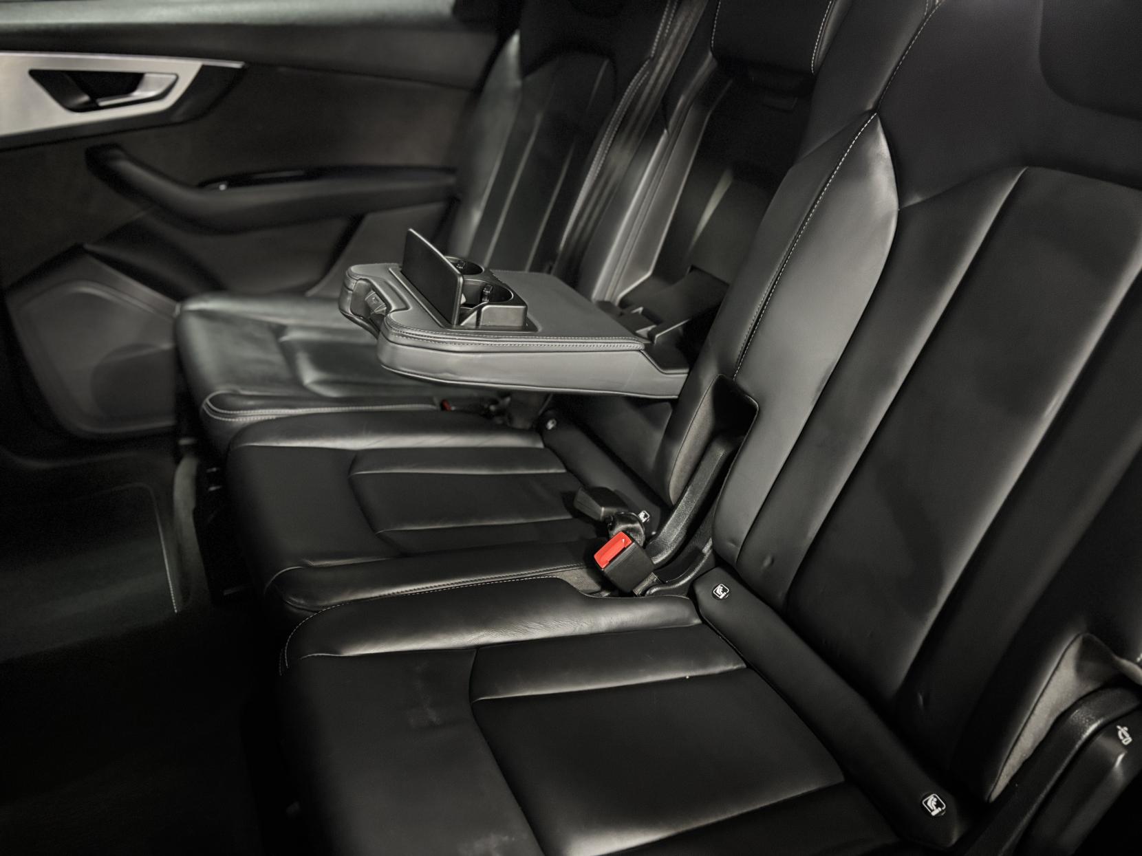 Audi SQ7 4.0 TDI V8 SUV 5dr Diesel Tiptronic quattro Euro 6 (s/s) (435 ps)