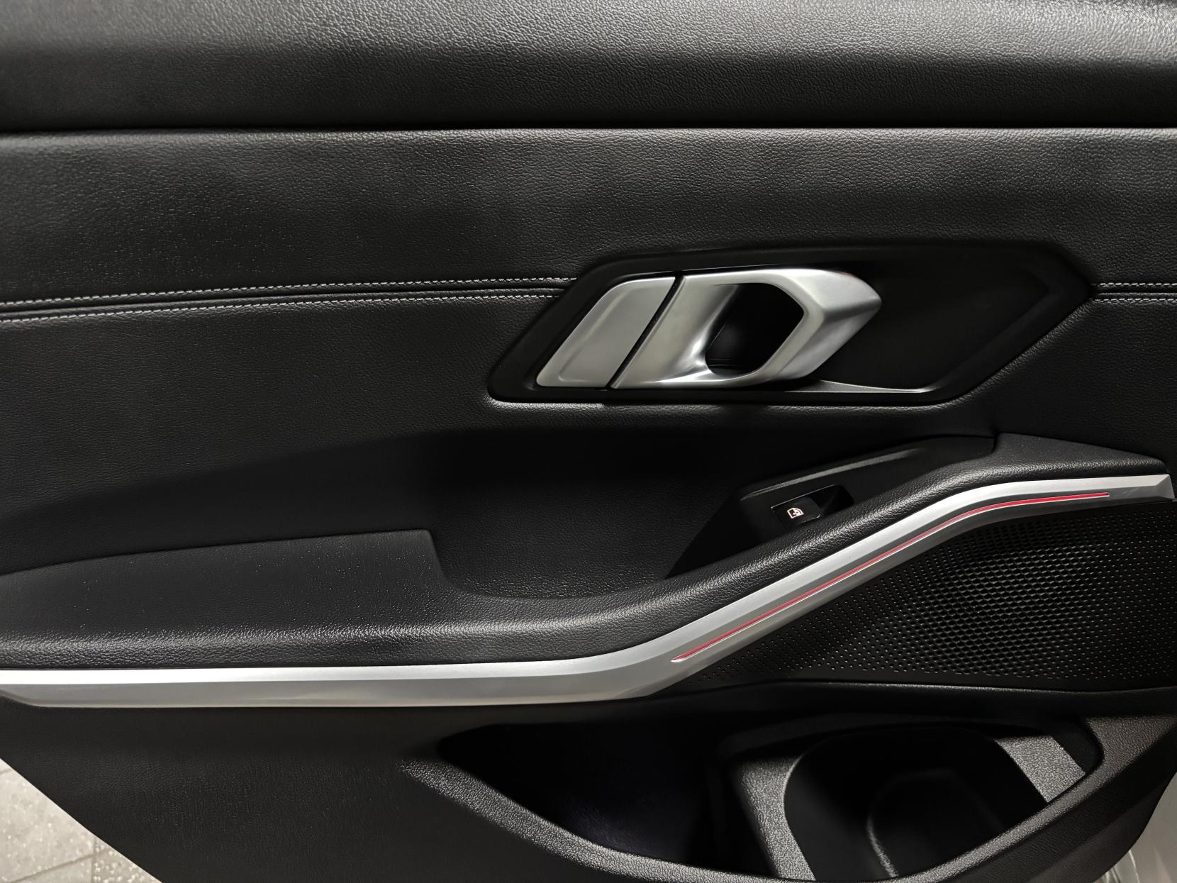 BMW 3 Series 2.0 320i M Sport Saloon 4dr Petrol Auto Euro 6 (s/s) (184 ps)