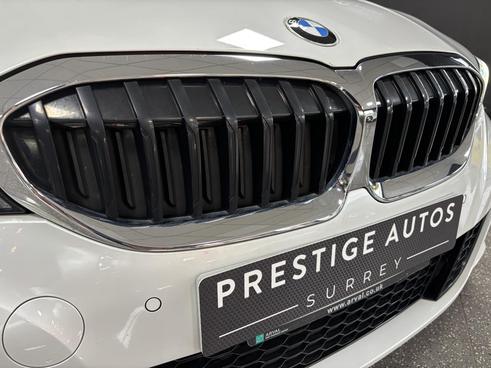 BMW 3 Series 2.0 320i M Sport Saloon 4dr Petrol Auto Euro 6 (s/s) (184 ps)