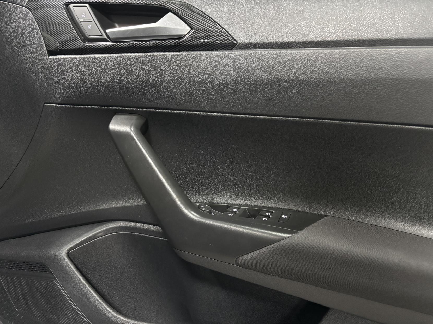 Volkswagen Polo 1.0 EVO Life Hatchback 5dr Petrol Manual Euro 6 (s/s) (80 ps)