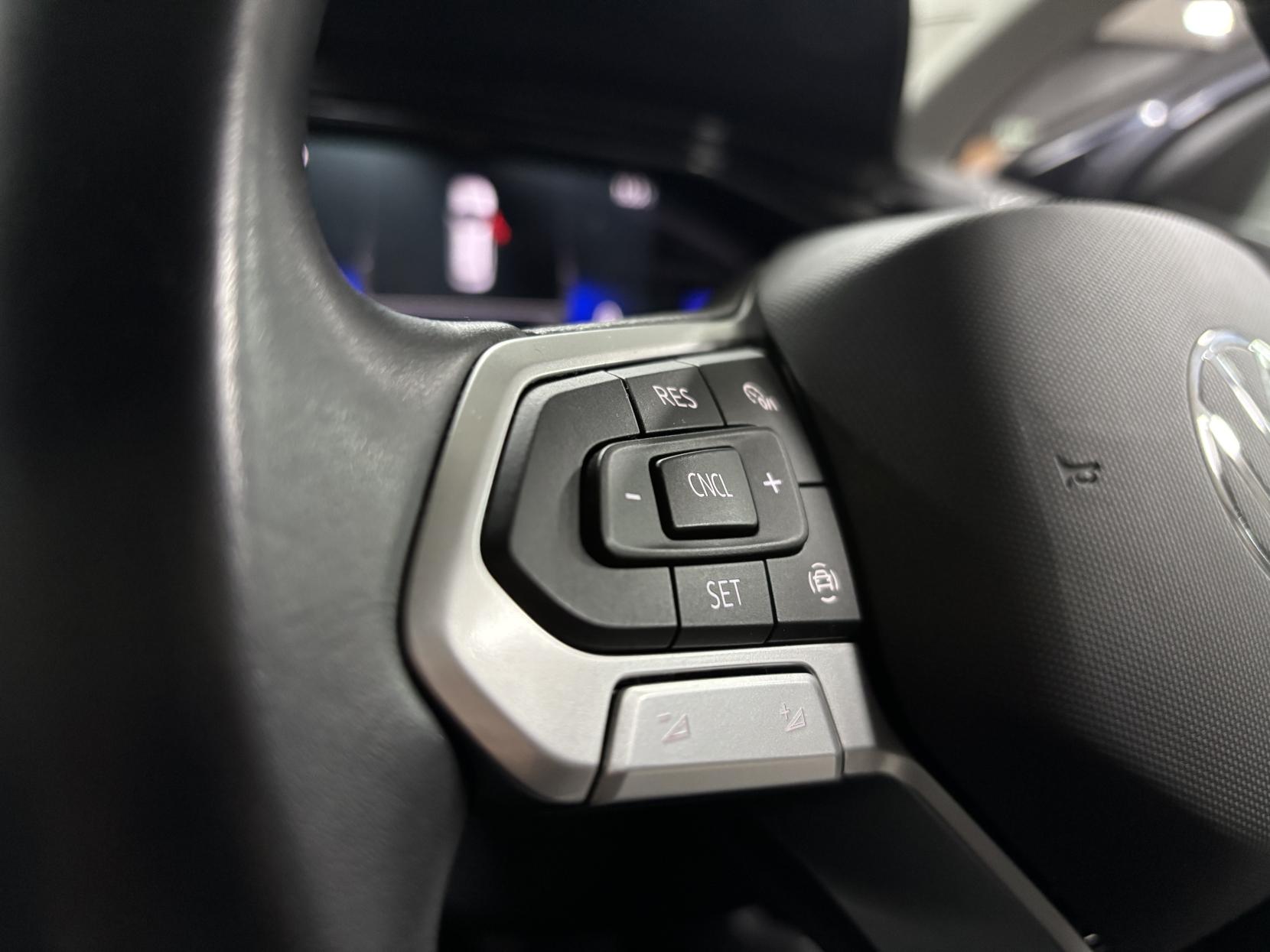 Volkswagen Polo 1.0 EVO Life Hatchback 5dr Petrol Manual Euro 6 (s/s) (80 ps)