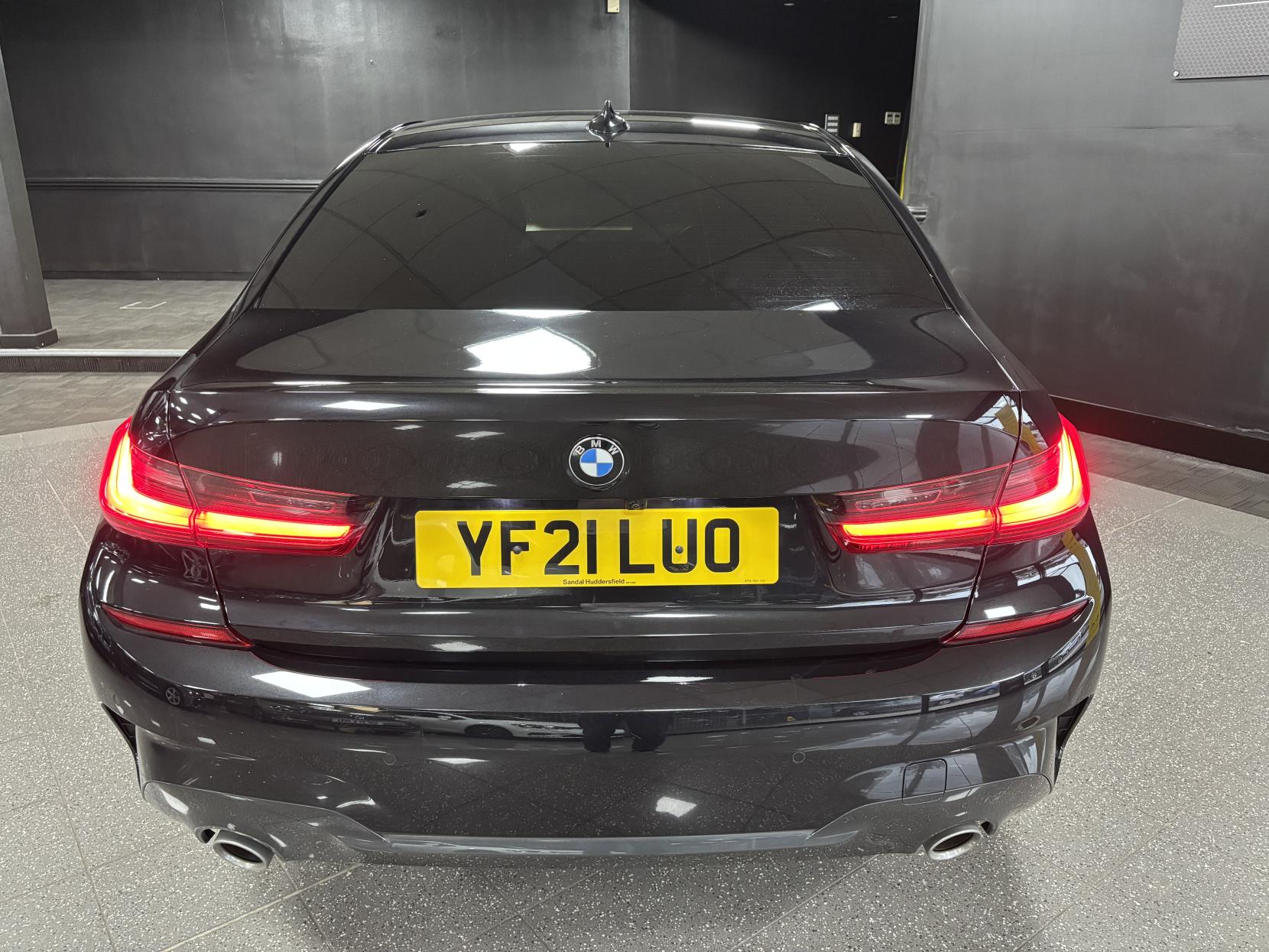 BMW 3 Series 2.0 320i M Sport Saloon 4dr Petrol Auto Euro 6 (s/s) (184 ps)