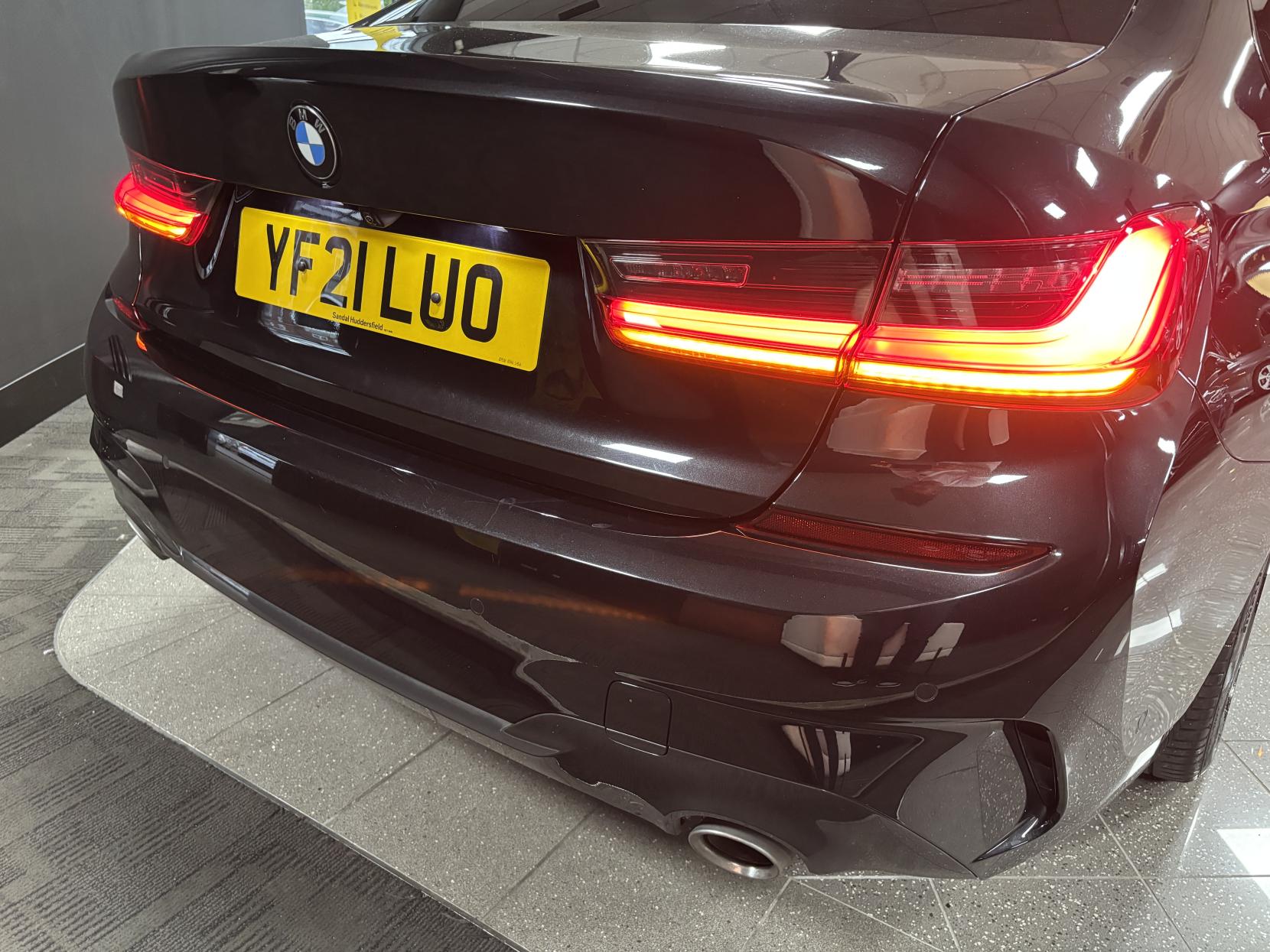 BMW 3 Series 2.0 320i M Sport Saloon 4dr Petrol Auto Euro 6 (s/s) (184 ps)