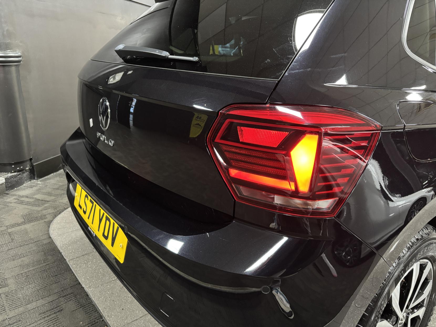 Volkswagen Polo 1.0 TSI Active Hatchback 5dr Petrol DSG Euro 6 (s/s) (95 ps)