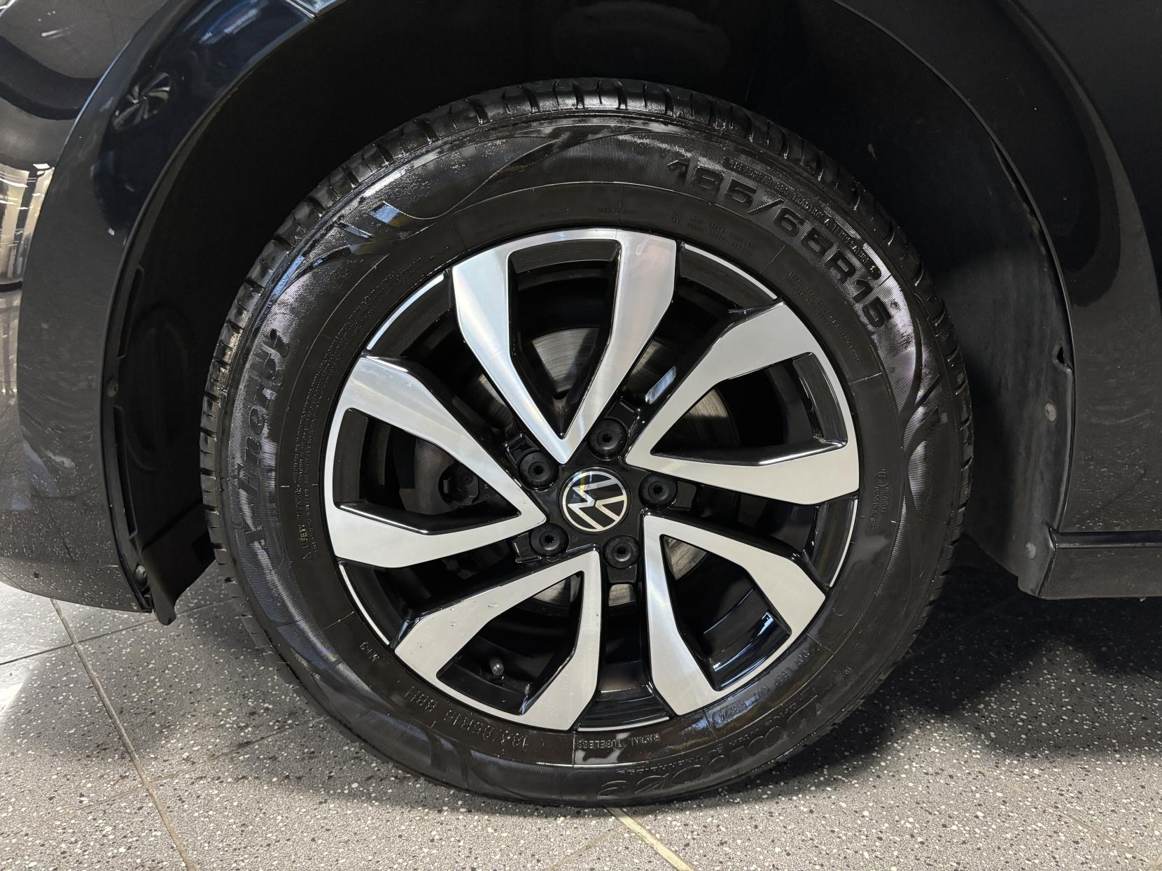 Volkswagen Polo 1.0 TSI Active Hatchback 5dr Petrol DSG Euro 6 (s/s) (95 ps)