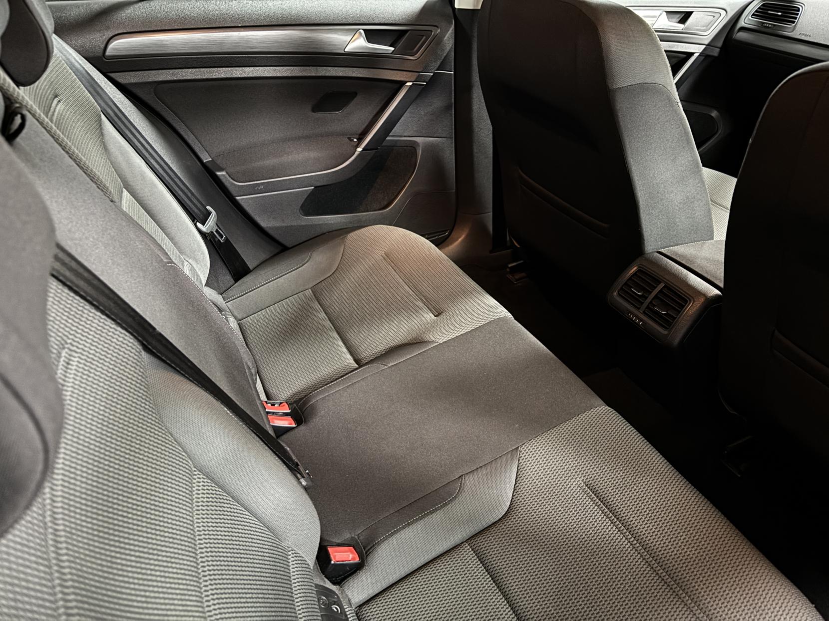 Volkswagen Golf 1.4 TSI SE Nav Hatchback 5dr Petrol DSG Euro 6 (s/s) (125 ps)