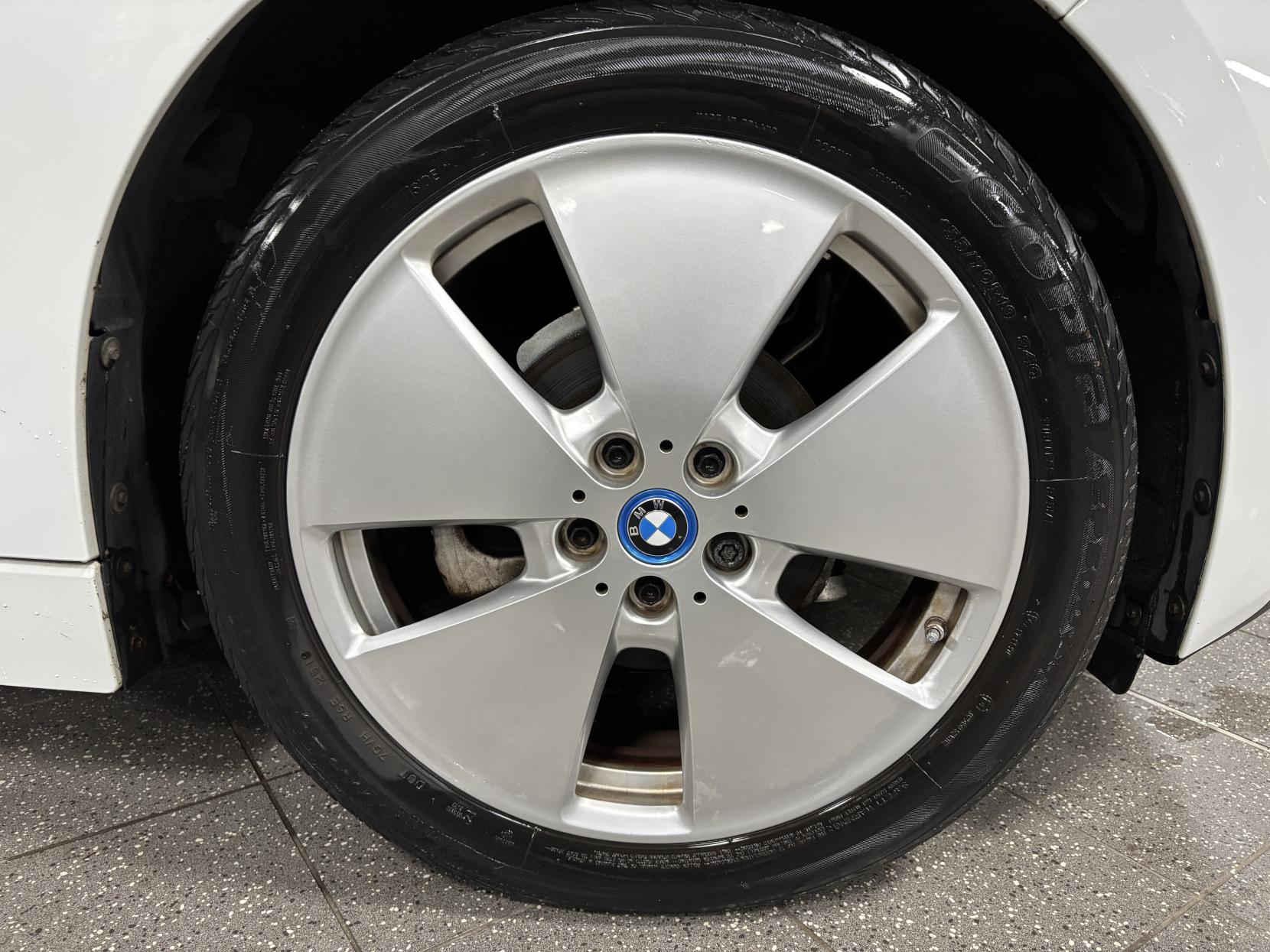 BMW i3 33kWh Hatchback 5dr Electric Auto (170 ps)