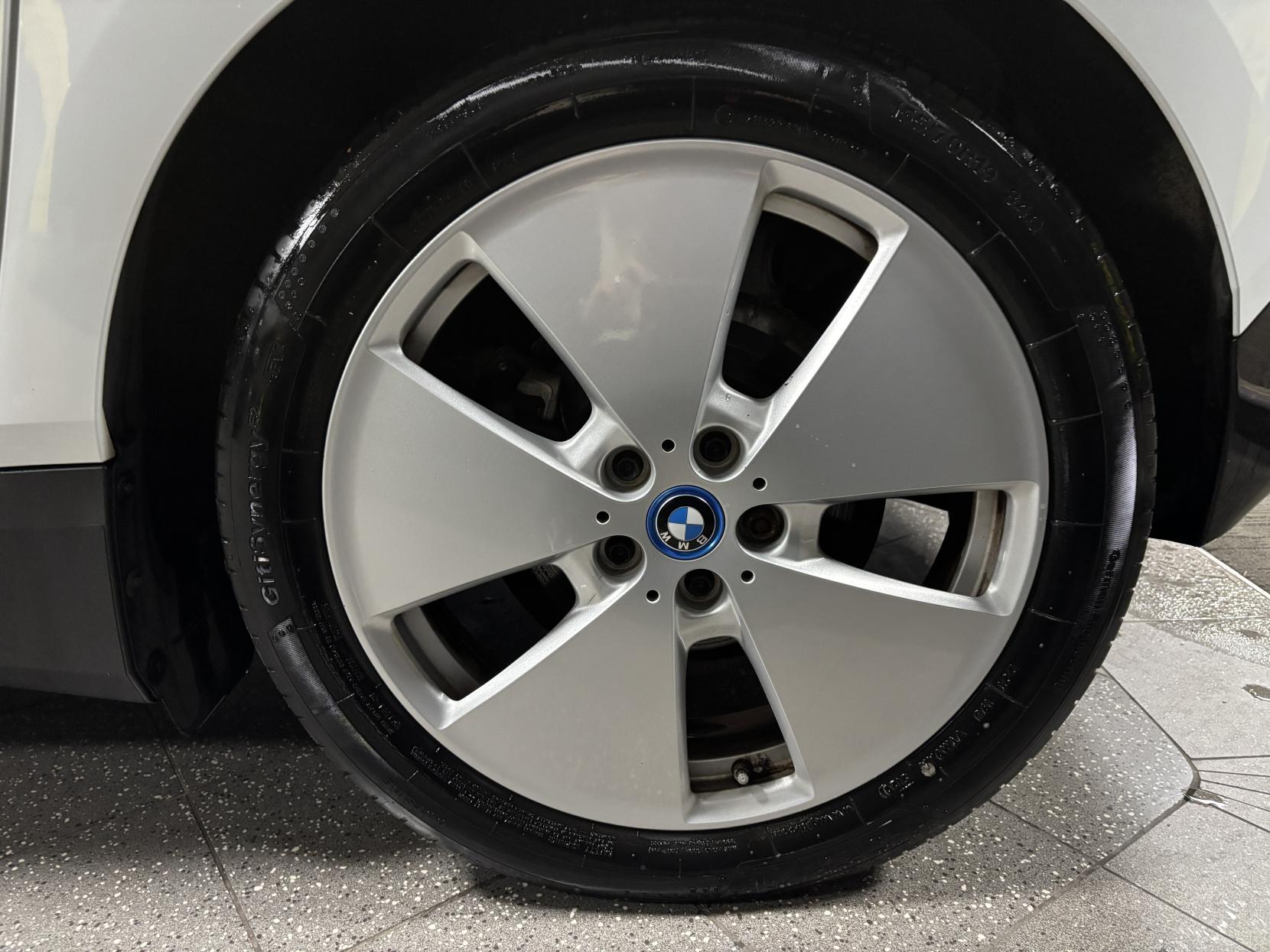 BMW i3 33kWh Hatchback 5dr Electric Auto (170 ps)