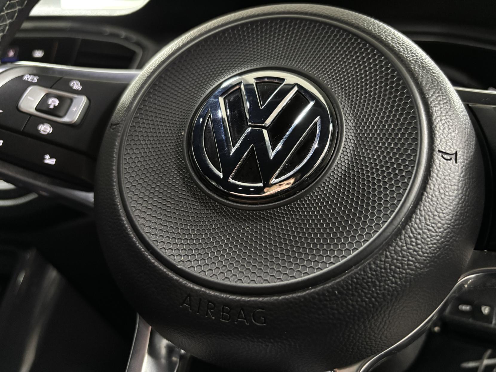 Volkswagen T-Roc 1.5 TSI GPF EVO R-Line SUV 5dr Petrol DSG Euro 6 (s/s) (150 ps)