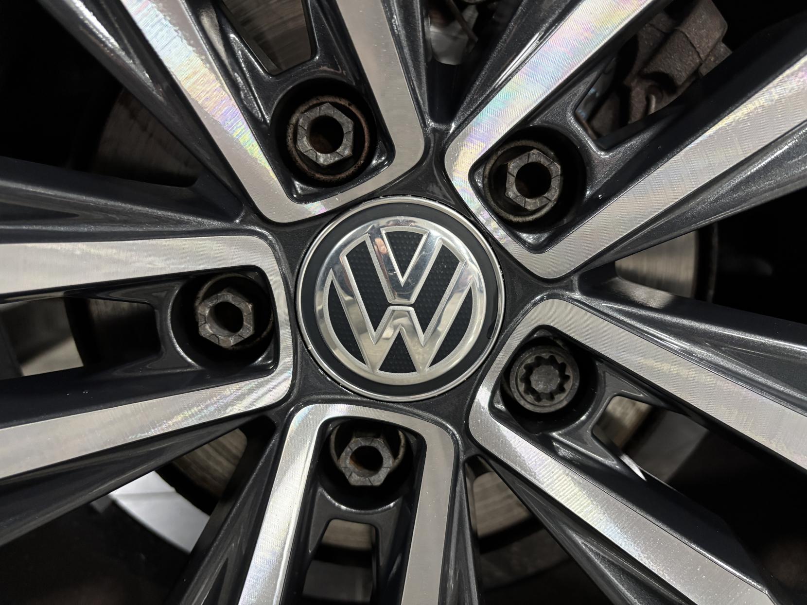 Volkswagen T-Roc 1.5 TSI GPF EVO R-Line SUV 5dr Petrol DSG Euro 6 (s/s) (150 ps)