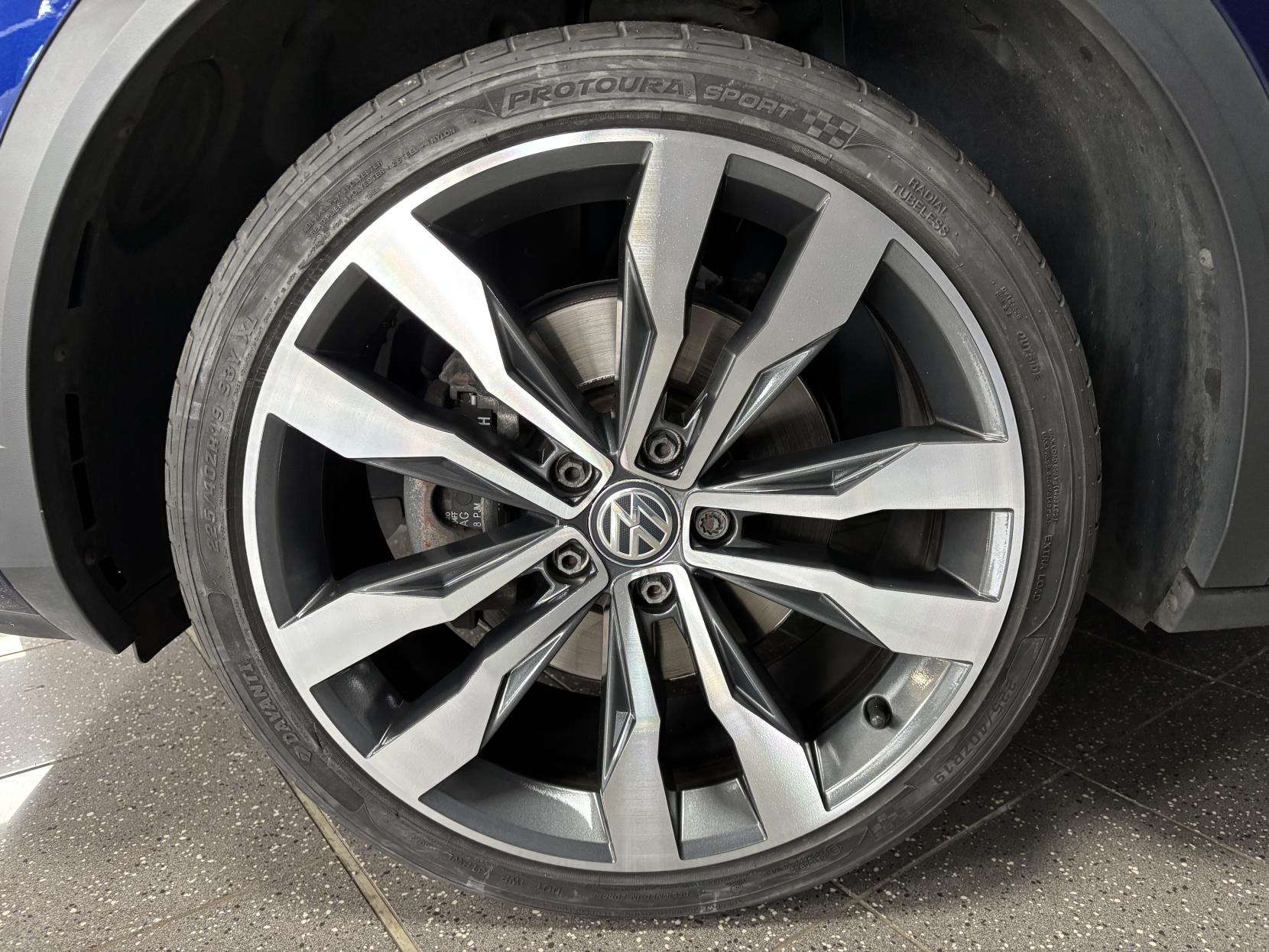 Volkswagen T-Roc 1.5 TSI GPF EVO R-Line SUV 5dr Petrol DSG Euro 6 (s/s) (150 ps)