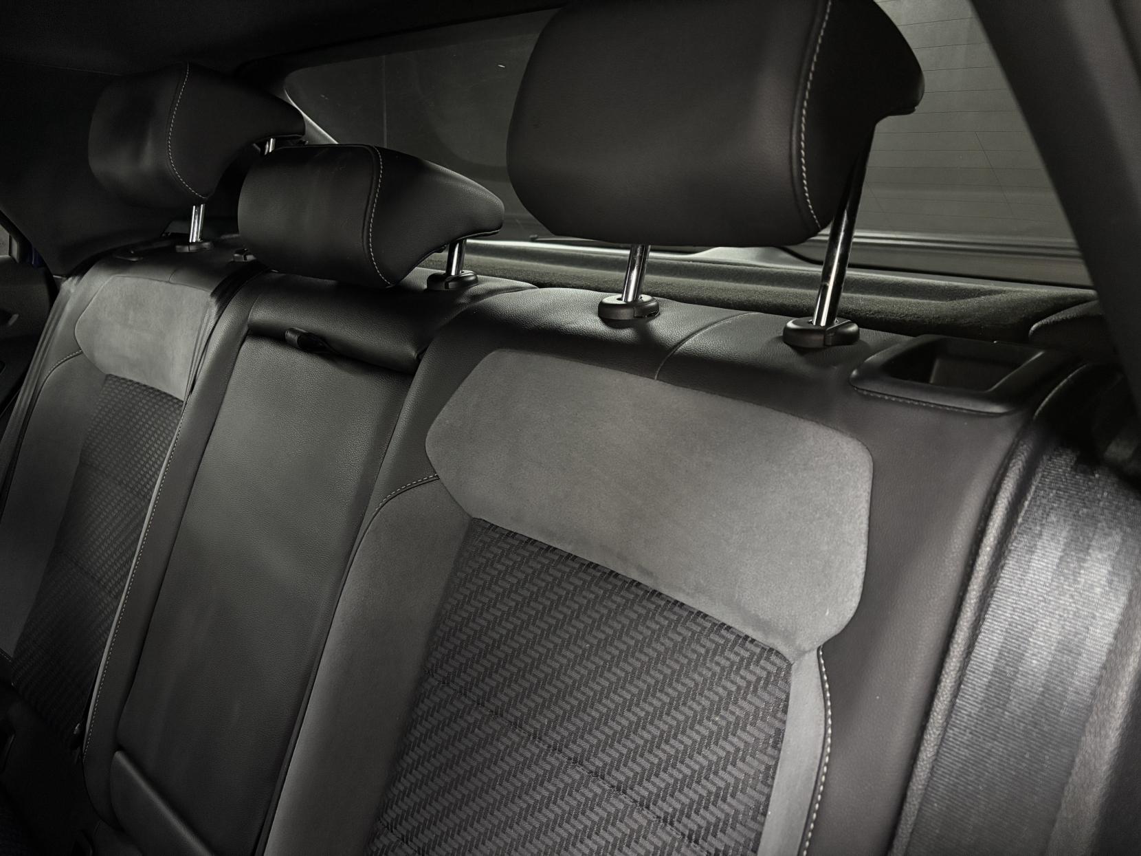 Volkswagen T-Roc 1.5 TSI GPF EVO R-Line SUV 5dr Petrol DSG Euro 6 (s/s) (150 ps)