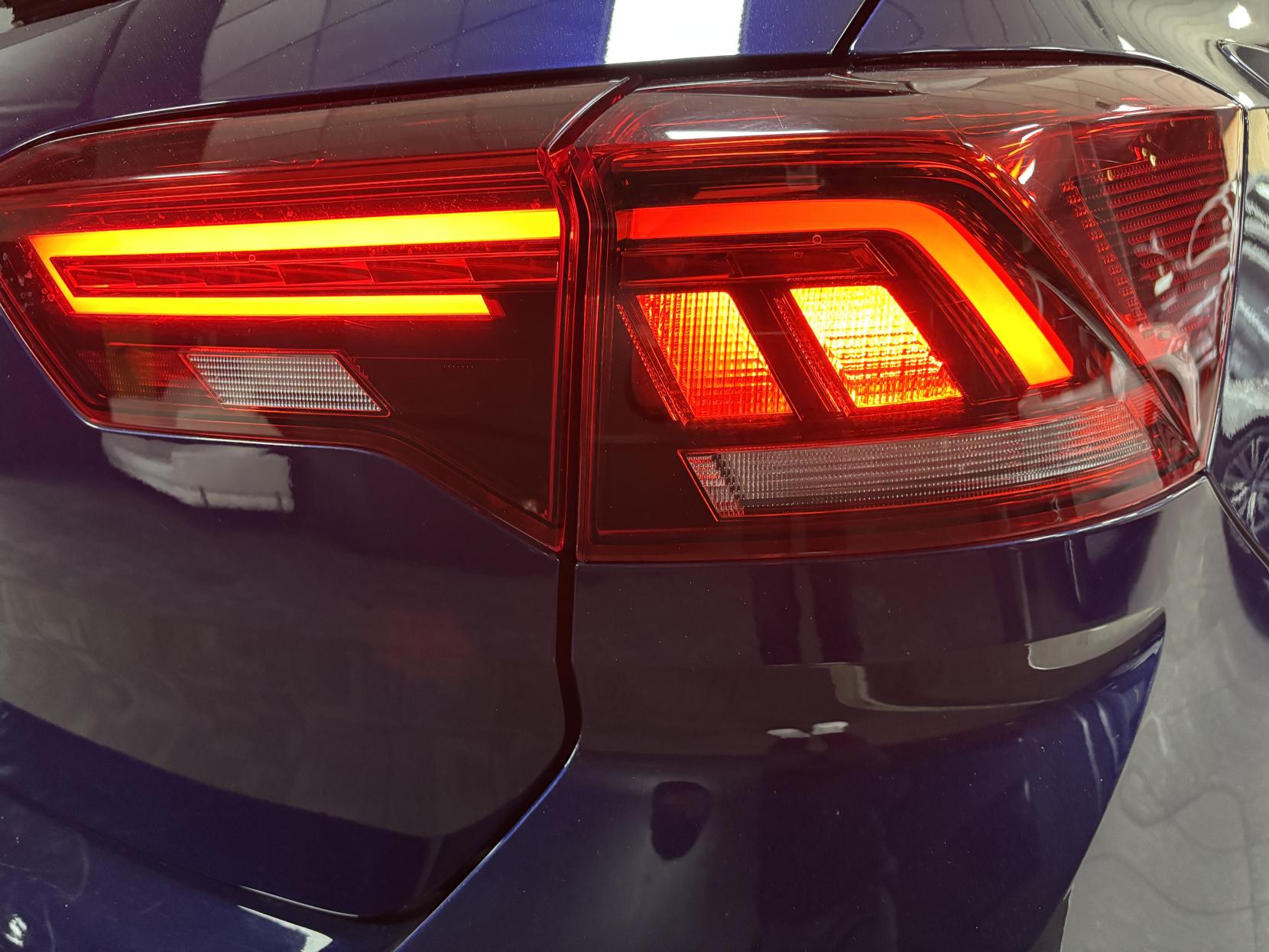 Volkswagen T-Roc 1.5 TSI GPF EVO R-Line SUV 5dr Petrol DSG Euro 6 (s/s) (150 ps)