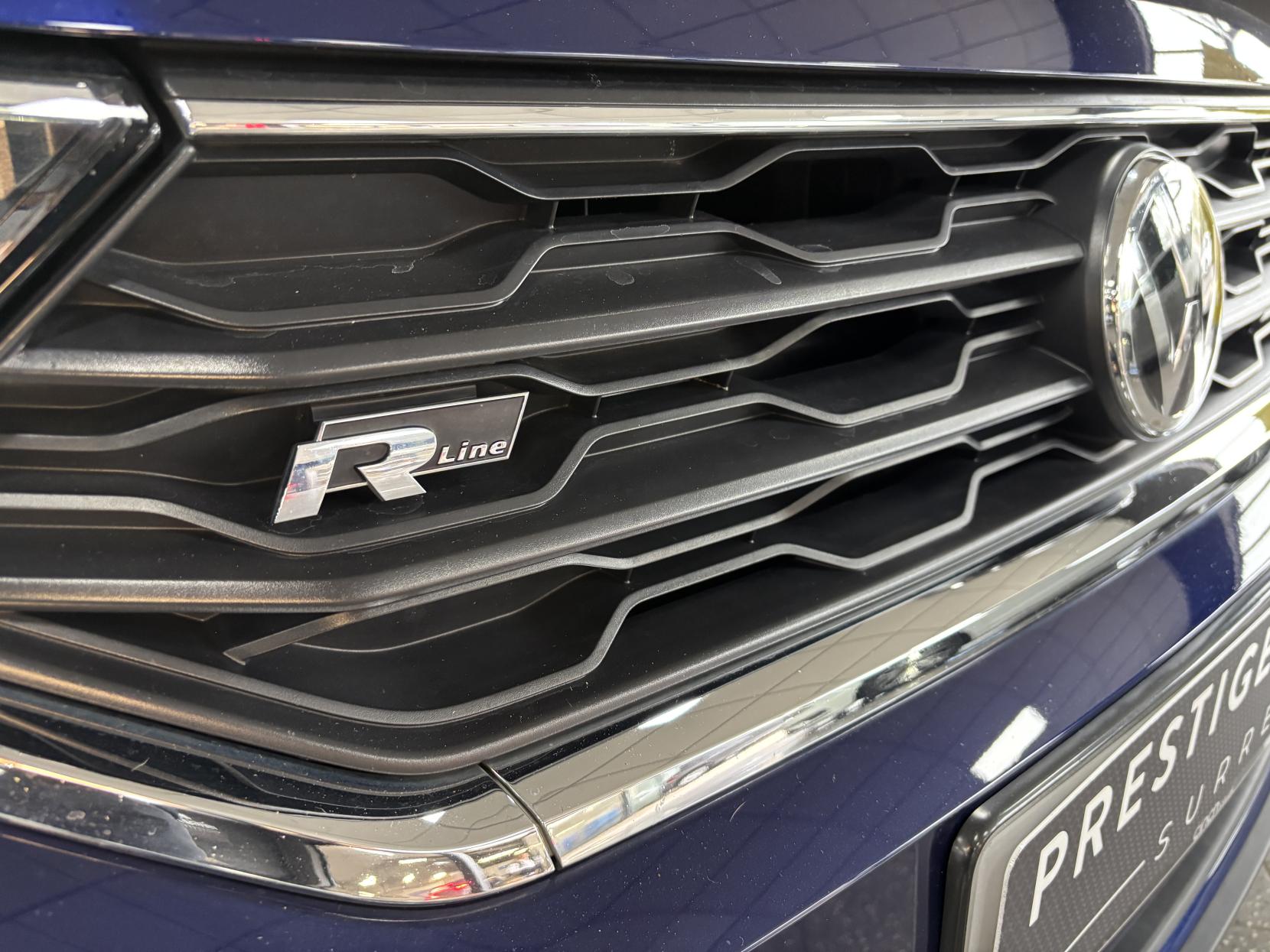 Volkswagen T-Roc 1.5 TSI GPF EVO R-Line SUV 5dr Petrol DSG Euro 6 (s/s) (150 ps)